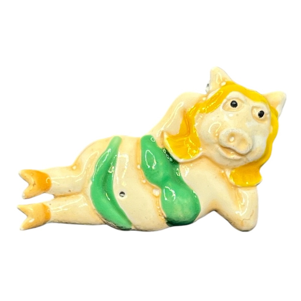 Miss Piggy Muppets animal in green bikini bathing suit enamel painted vintage